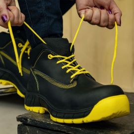 Bota dieléctrica de seguridad con puntera de poliamida